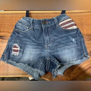 Mudd shorts, with colorful accent